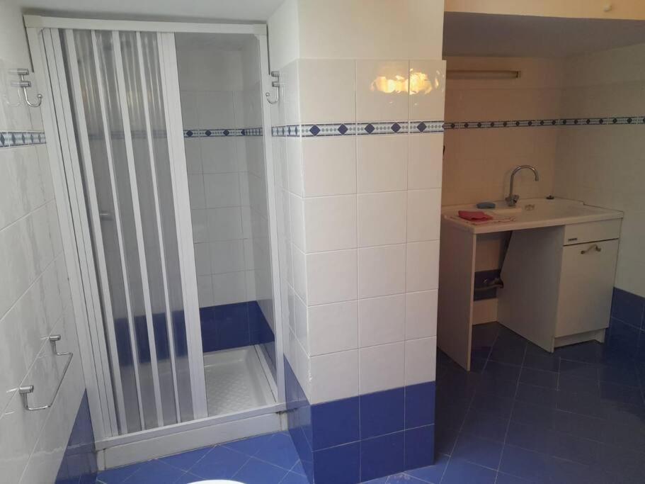 Casa Vacanze A 2 Minuti Dal Mare 아볼라 외부 사진